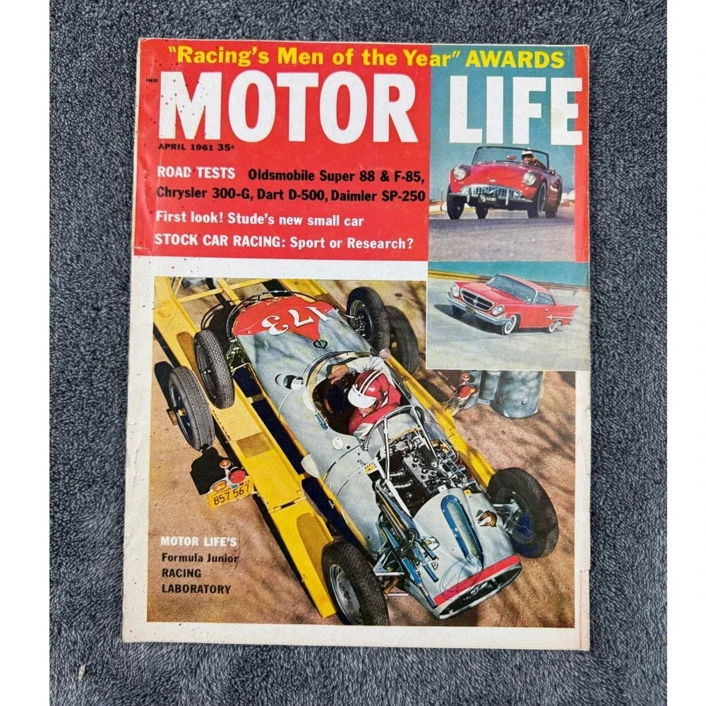 Vintage Motor Life Magazine April 1961 Oldsmobile‎ Chrysler 300-G Daimler SP-250
